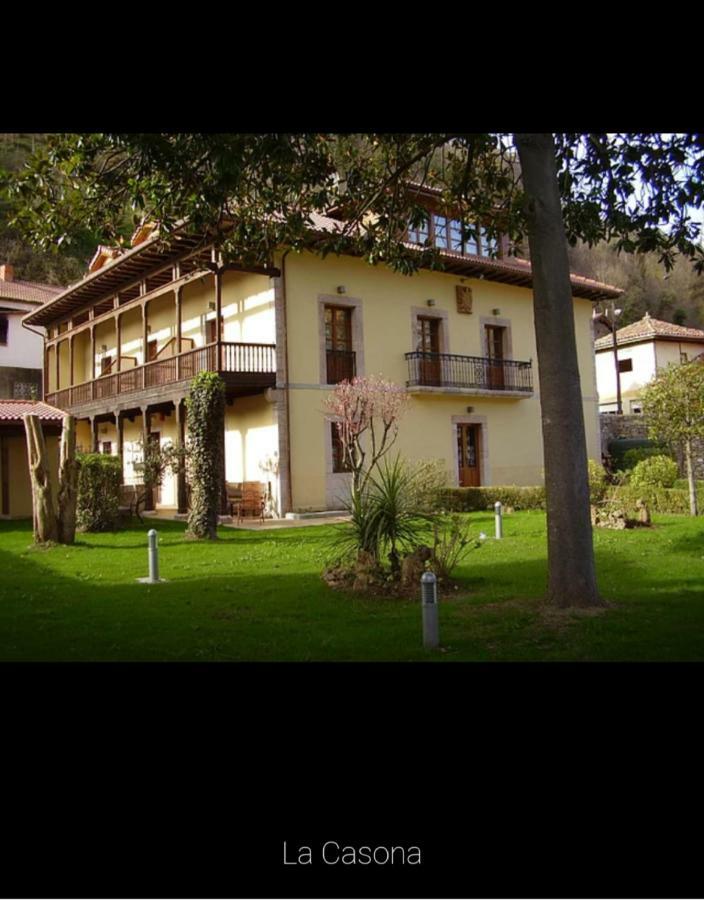 La Casona De Don Santos Hotell Proaza Eksteriør bilde